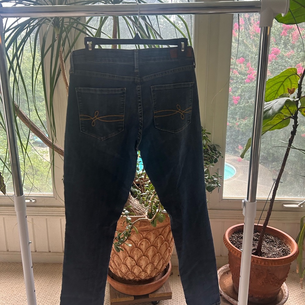Levi’s, Size 2 - Picture 2 of 2